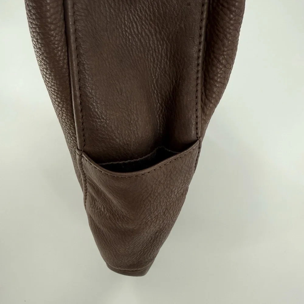 L.L. Bean Ameribag Healthy Back Bag Brown Leather Crossbody Sling Backpack